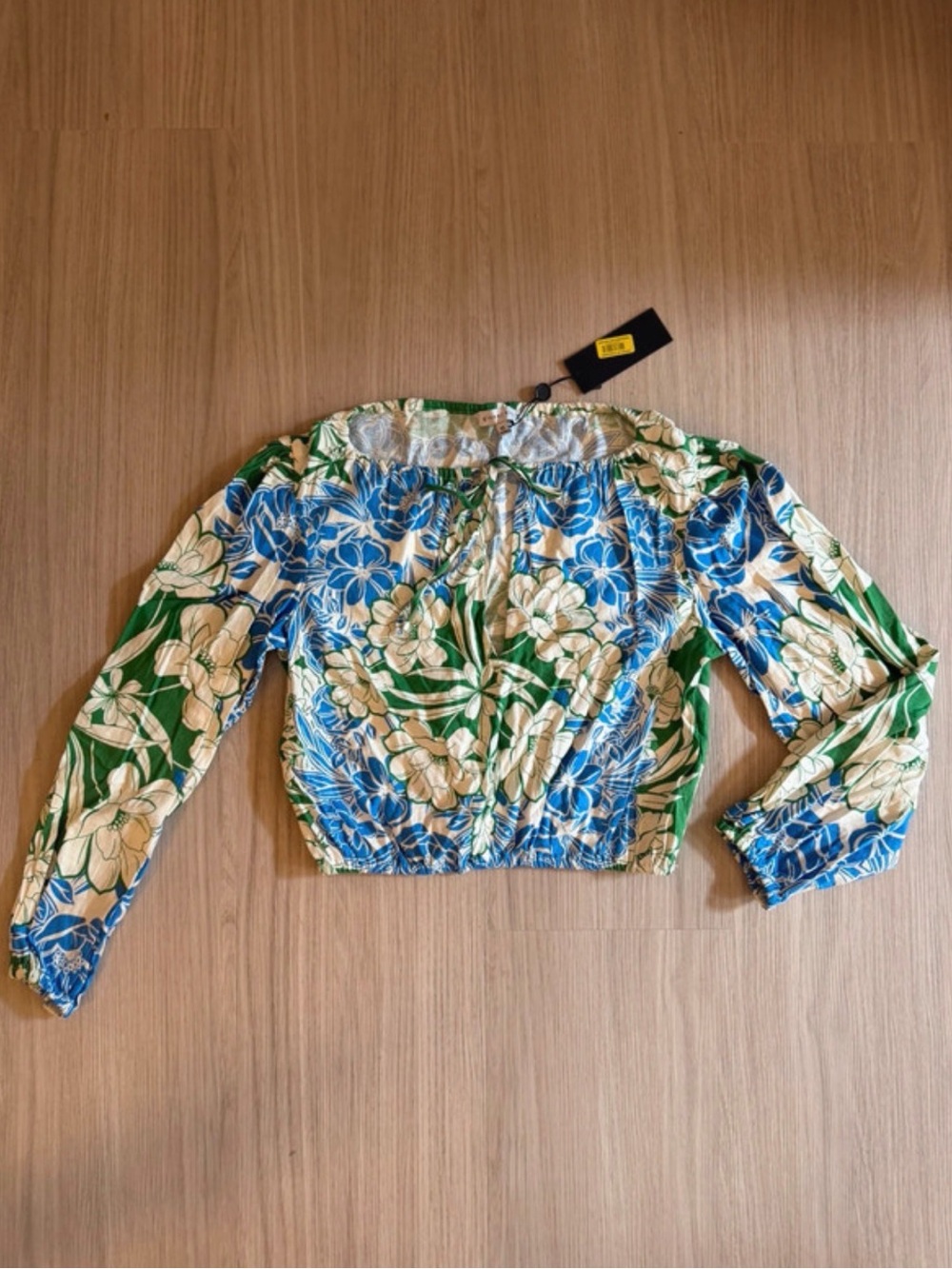 NEW Gianni Bini Floral Blouse